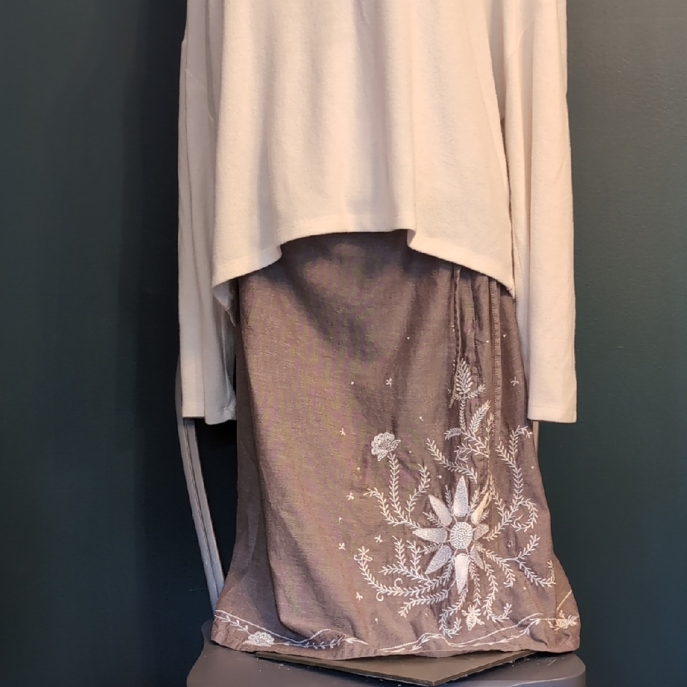 Prana Gray Floral Embroidered Midi Skirt